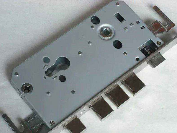 昌黎24小时上门开锁公司